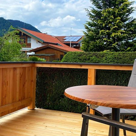 Haus Jaeger Ferienwohnungen Mit Indoor-Pool Inkl. Chiemgaukarte Ruhpolding Zewnętrze zdjęcie