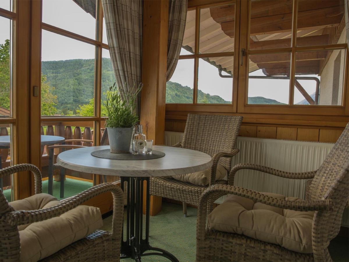 Haus Jaeger Ferienwohnungen Mit Indoor-Pool Inkl. Chiemgaukarte Ruhpolding Zewnętrze zdjęcie