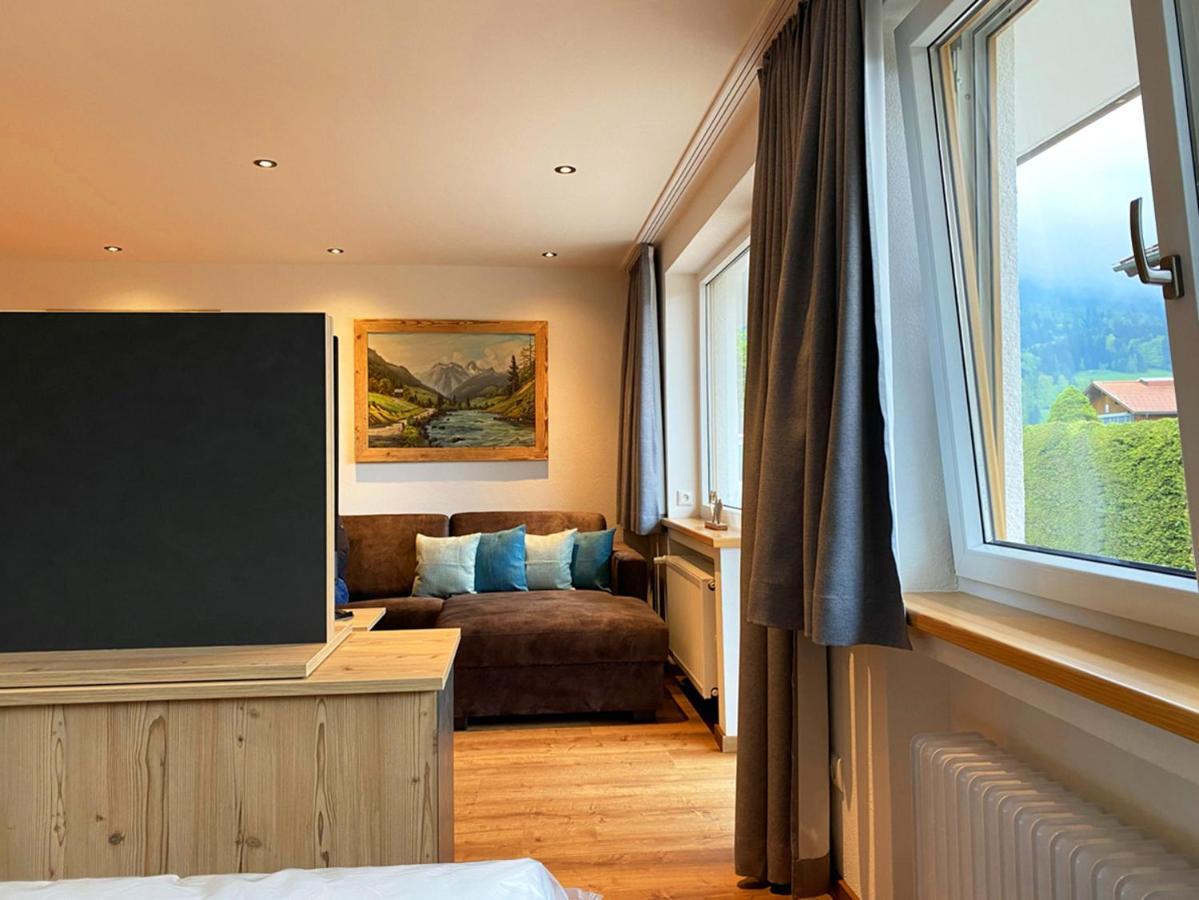 Haus Jaeger Ferienwohnungen Mit Indoor-Pool Inkl. Chiemgaukarte Ruhpolding Zewnętrze zdjęcie