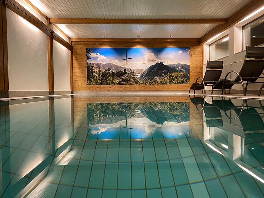 Haus Jaeger Ferienwohnungen Mit Indoor-Pool Inkl. Chiemgaukarte Ruhpolding Zewnętrze zdjęcie